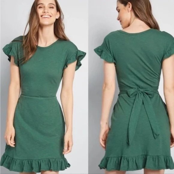 Modcloth Dresses & Skirts - ModCloth Glam Goings Green Knit Ruffle Trim Dress Sz S